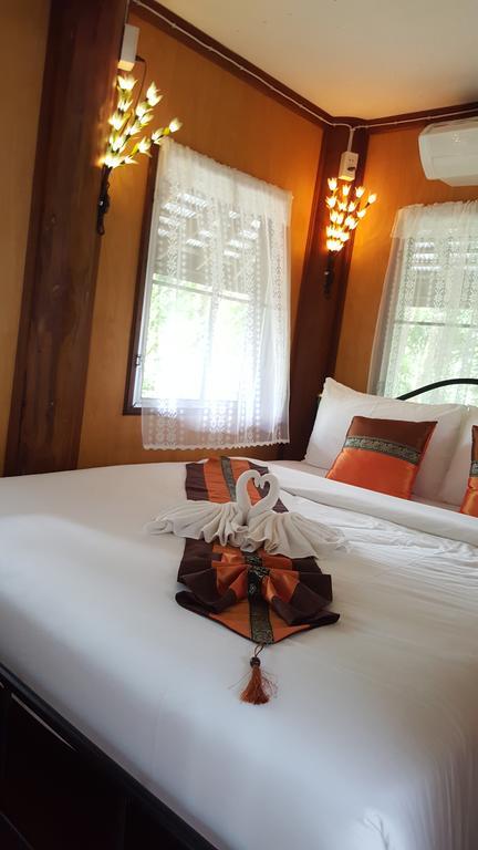 מאה רים Golden Teak Homestay מראה חיצוני תמונה